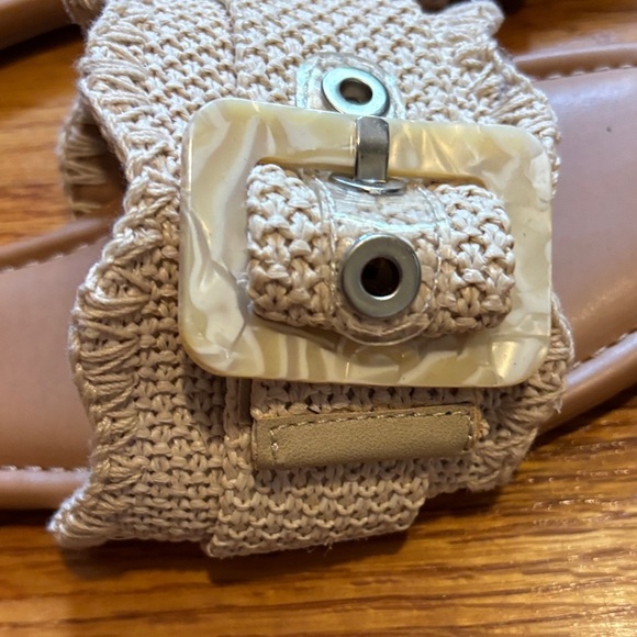 Universal Thread Tan Woven Buckle Sandals - Picture 4 of 4